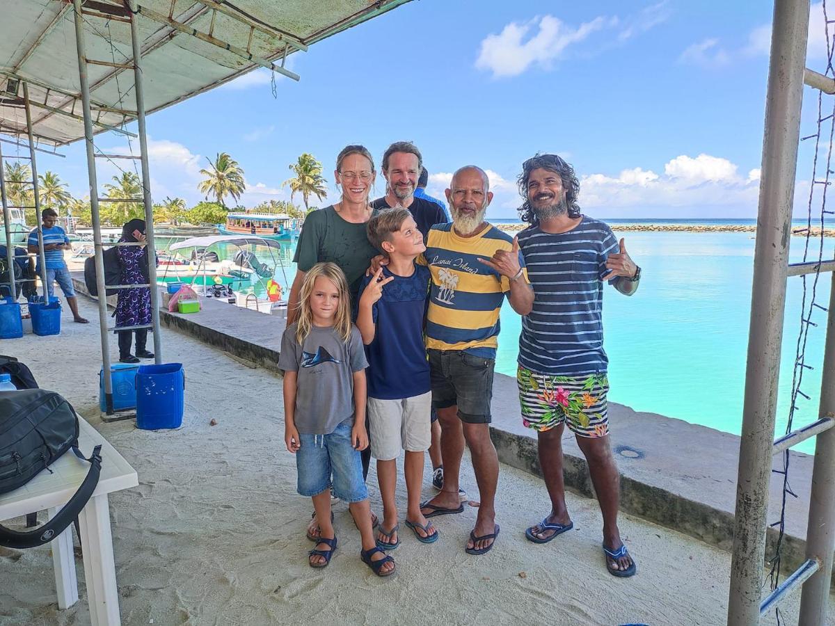 Hotel Surfretreat Bodufolhudhoo Exterior foto