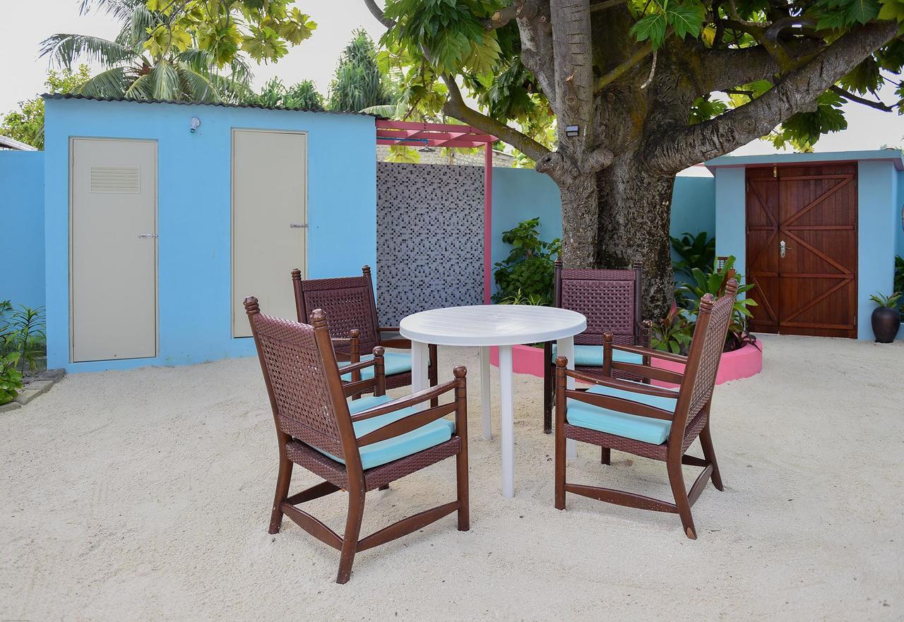 Hotel Surfretreat Bodufolhudhoo Exterior foto