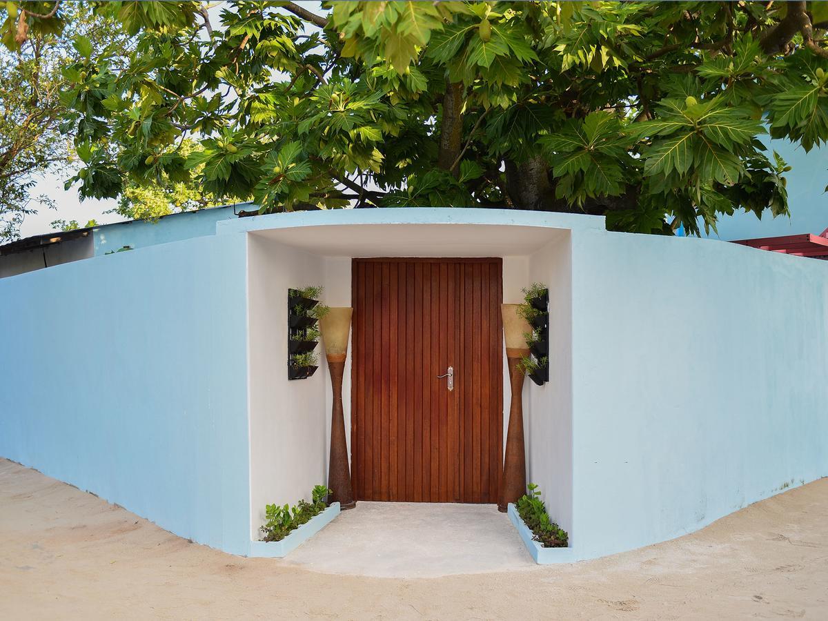 Hotel Surfretreat Bodufolhudhoo Exterior foto