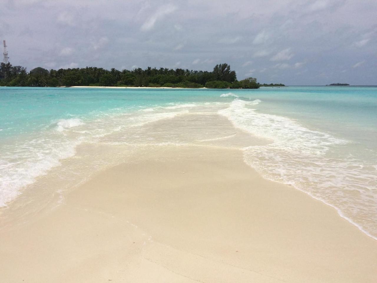 Hotel Surfretreat Bodufolhudhoo Exterior foto